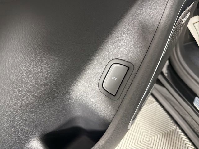 New 2026 Chevrolet Traverse High Country AWD/4WD image 36