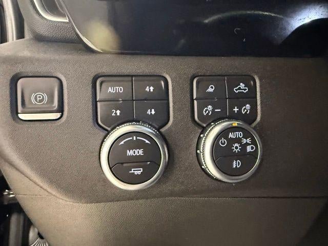 Used 2023 GMC Sierra 1500 SLT w/ SLT Premium Package image 18