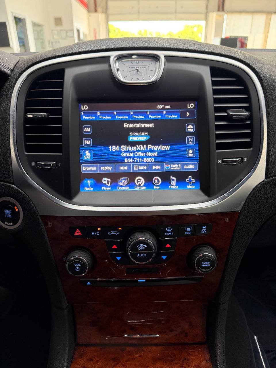 Used 2014 Chrysler 300 AWD w/ Driver Convenience Group image 27