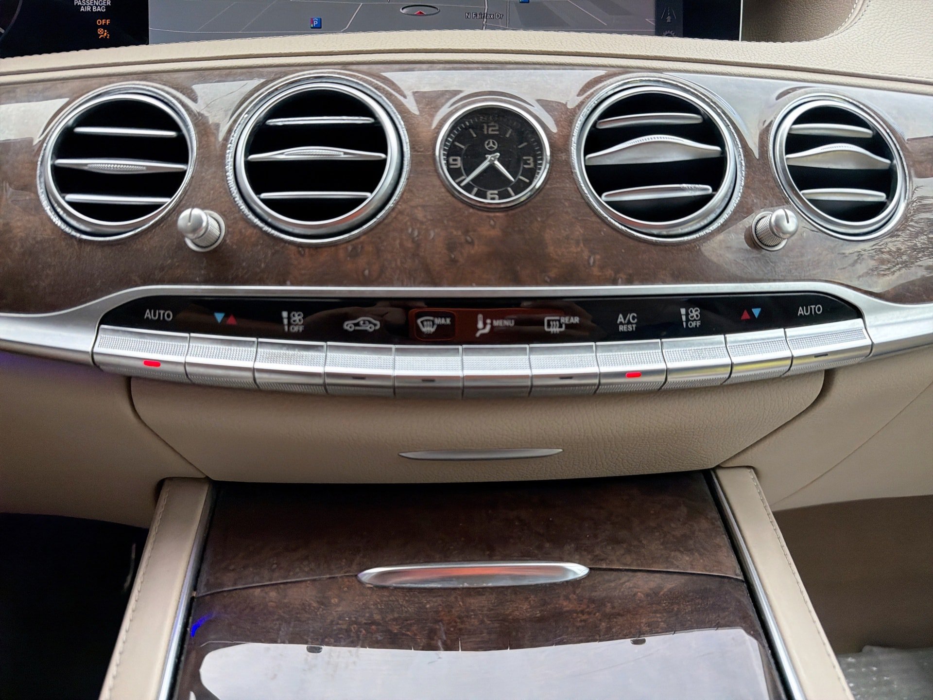 Used 2019 Mercedes-Benz S 560 Sedan image 17