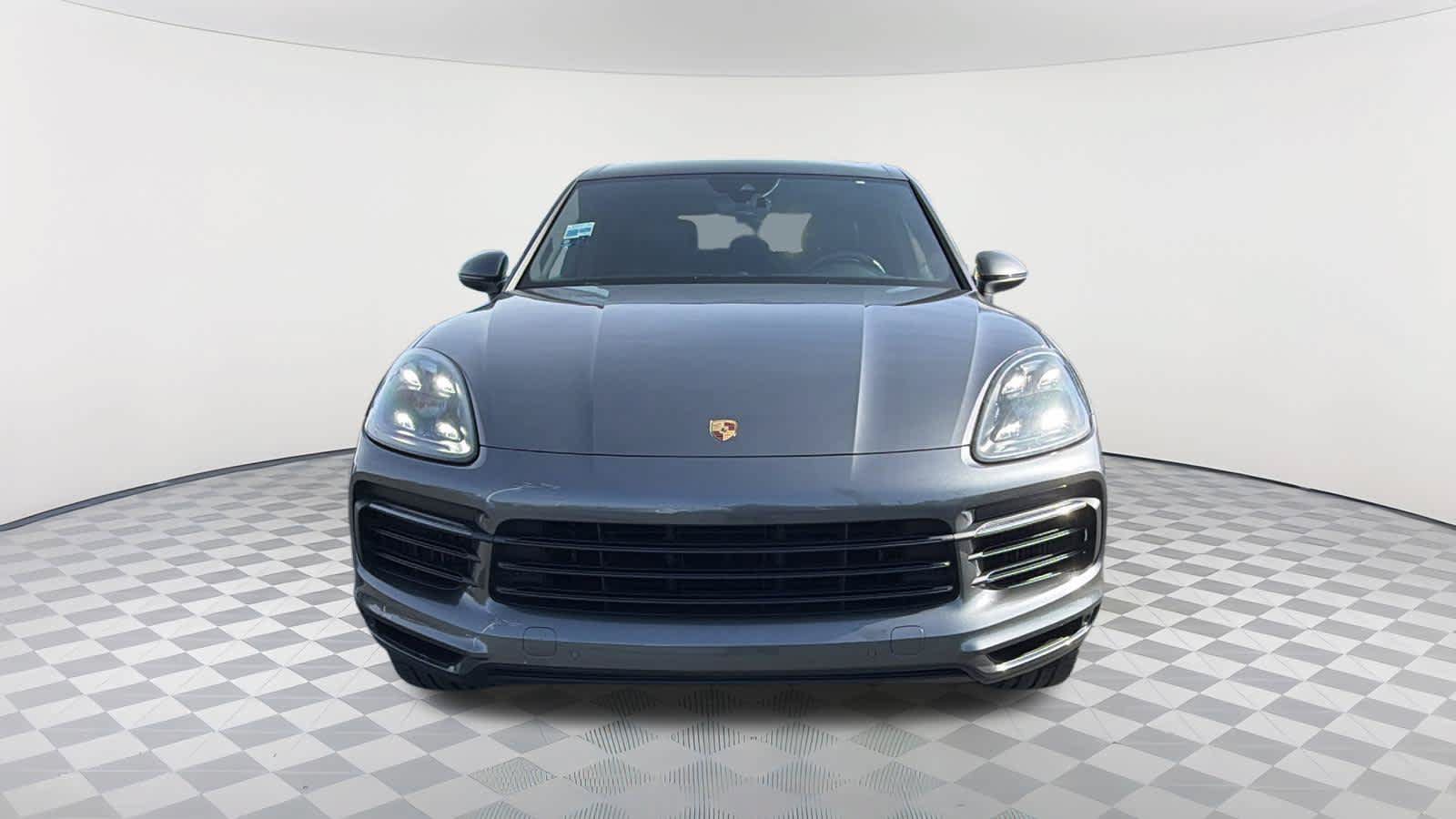 Used 2019 Porsche Cayenne AWD/4WD image 2