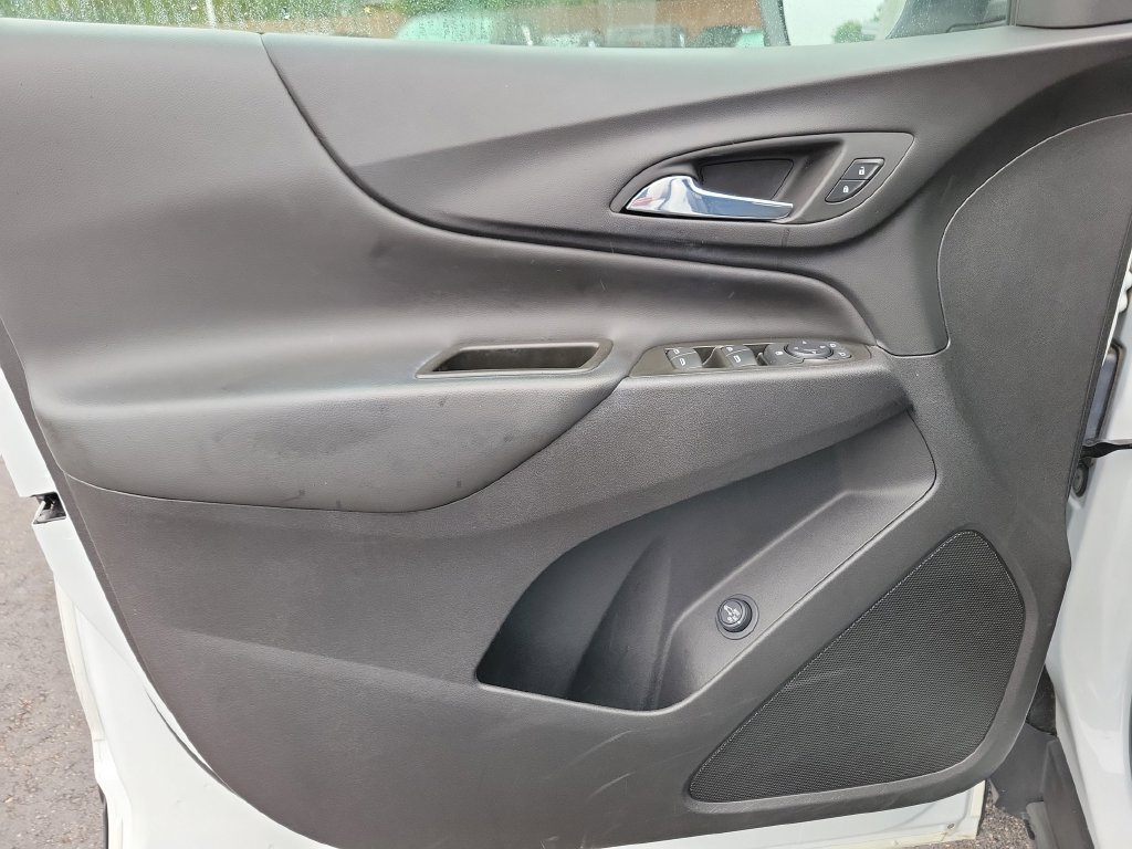 Used 2024 Chevrolet Equinox LT FWD image 25