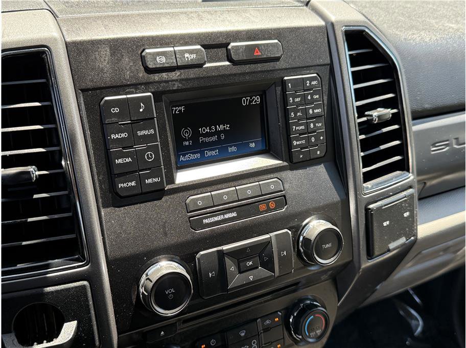 Used 2018 Ford F550 4x4 Crew Cab Super Duty image 16