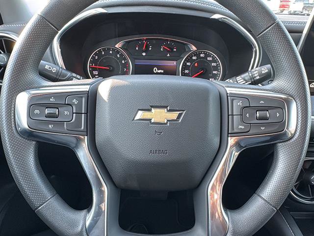 New 2026 Chevrolet Blazer LT w/ Convenience Package FWD image 17