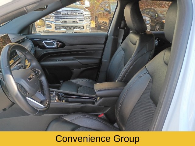 Used 2022 Jeep Compass Latitude w/ Convenience Group AWD/4WD image 12