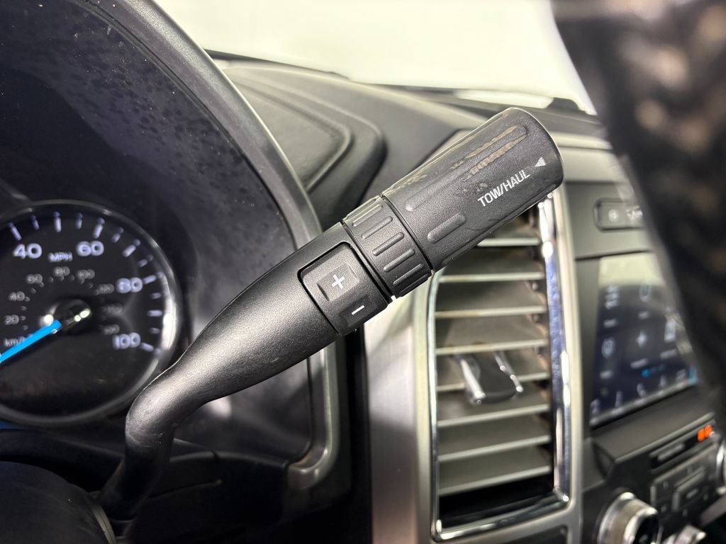 Used 2017 Ford F350 Platinum w/ Platinum Ultimate Package AWD/4WD image 20