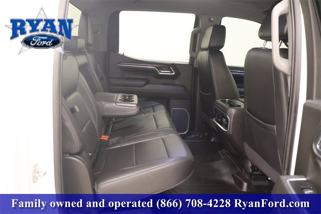 Used 2022 GMC Sierra 1500 SLT w/ SLT Convenience Package image 14