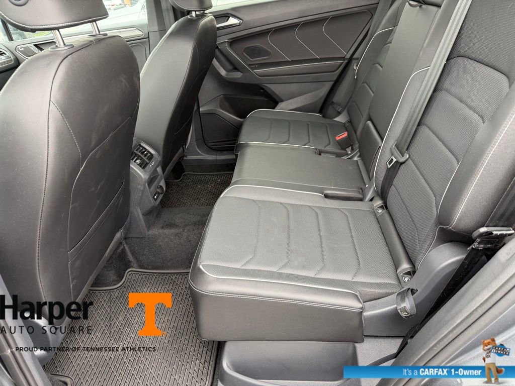 Used 2024 Volkswagen Tiguan SEL R-Line image 10