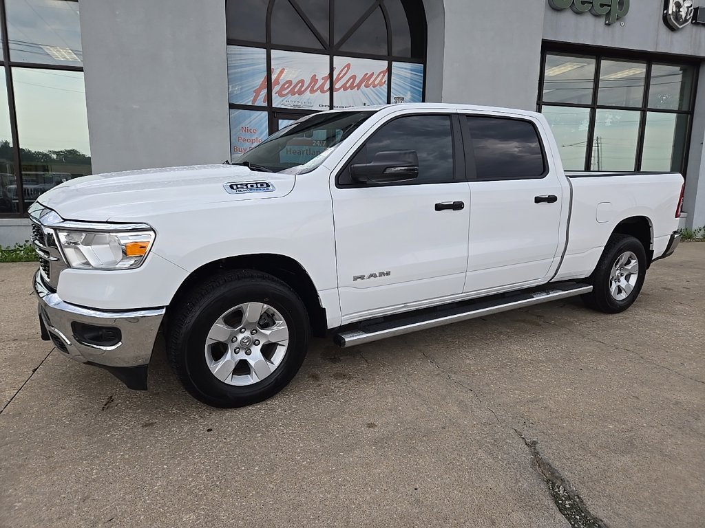 Used 2023 RAM 1500 Big Horn AWD/4WD image 4