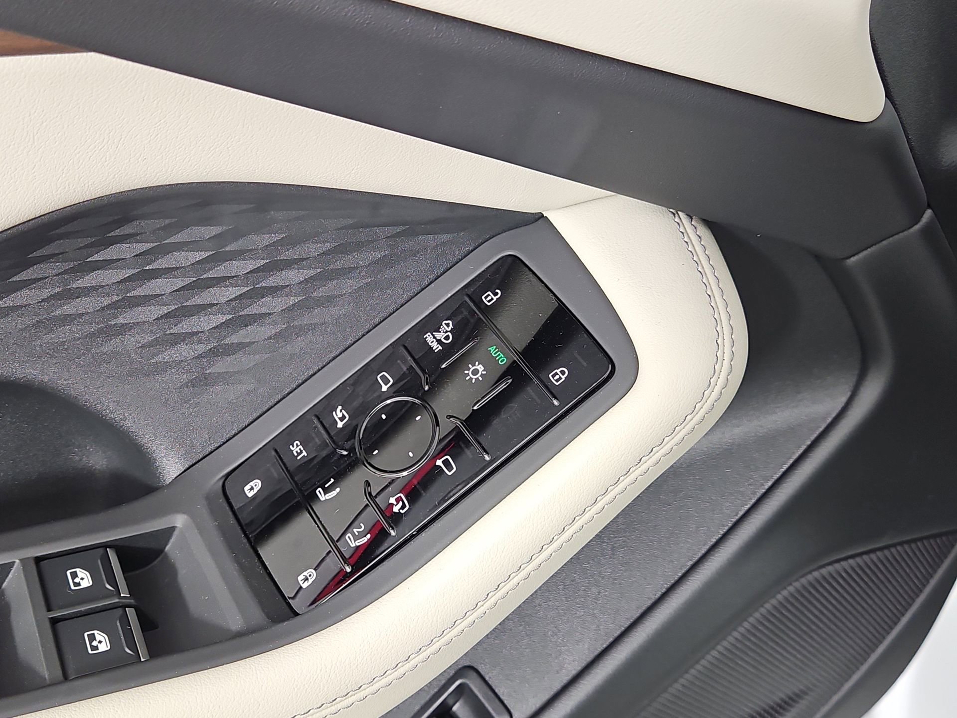 New 2026 Audi A6 Premium Plus AWD/4WD image 21