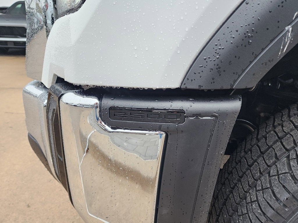 New 2026 GMC Sierra 2500 SLE image 11