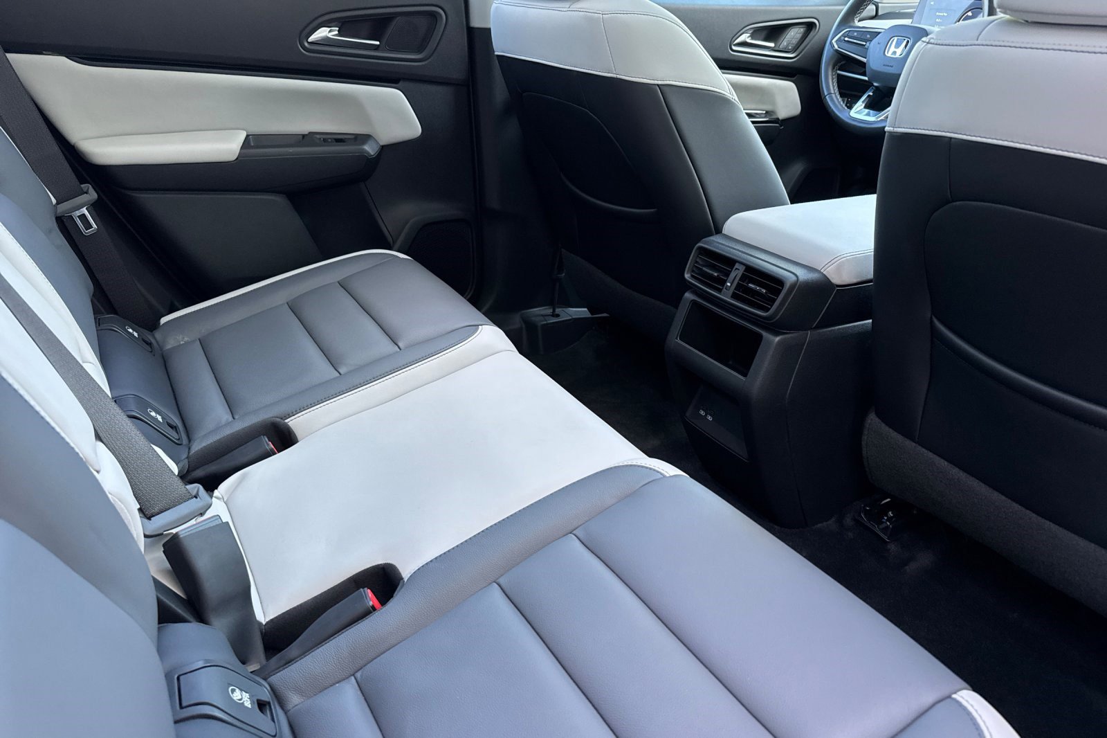 Used 2025 Honda Prologue Touring image 31