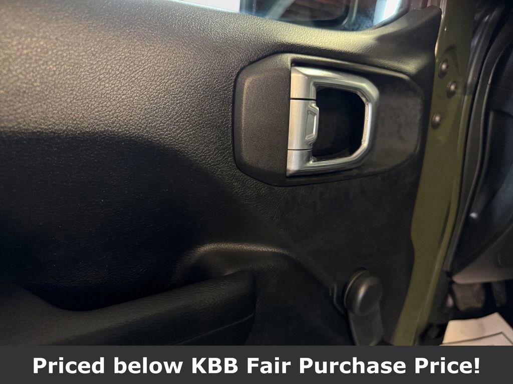 Used 2022 Jeep Gladiator Sport w/ Trailer Tow Package image 14