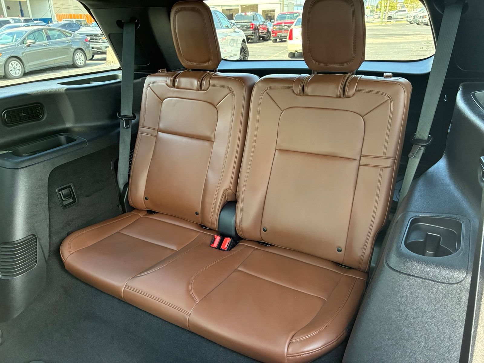Used 2021 Lincoln Aviator Reserve w/ Equipment Group 201A RWD image 14