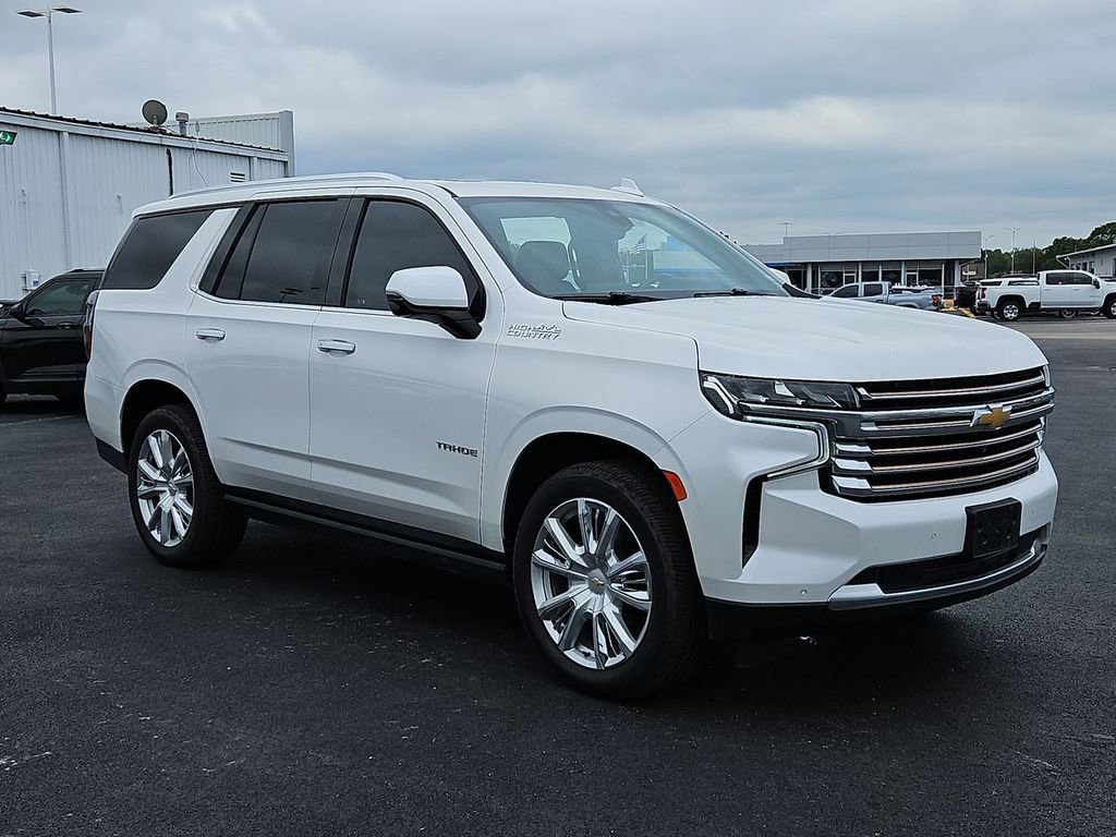 Used 2021 Chevrolet Tahoe High Country w/ Premium Package AWD/4WD image 27