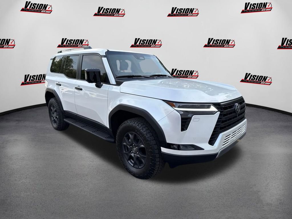 Used 2024 Lexus GX 550 550 Overtrail image 3
