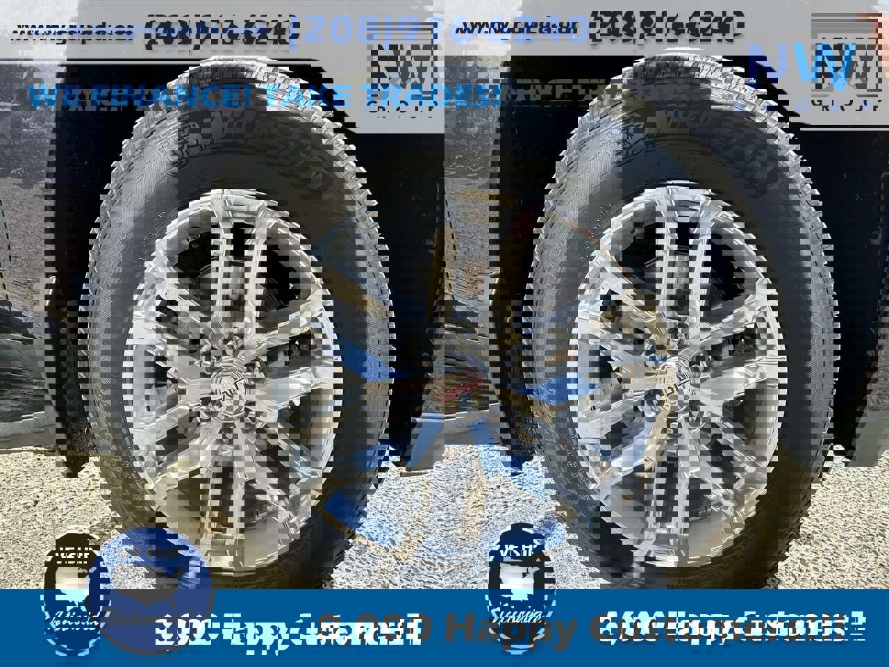 Used 2023 GMC Yukon SLT image 18