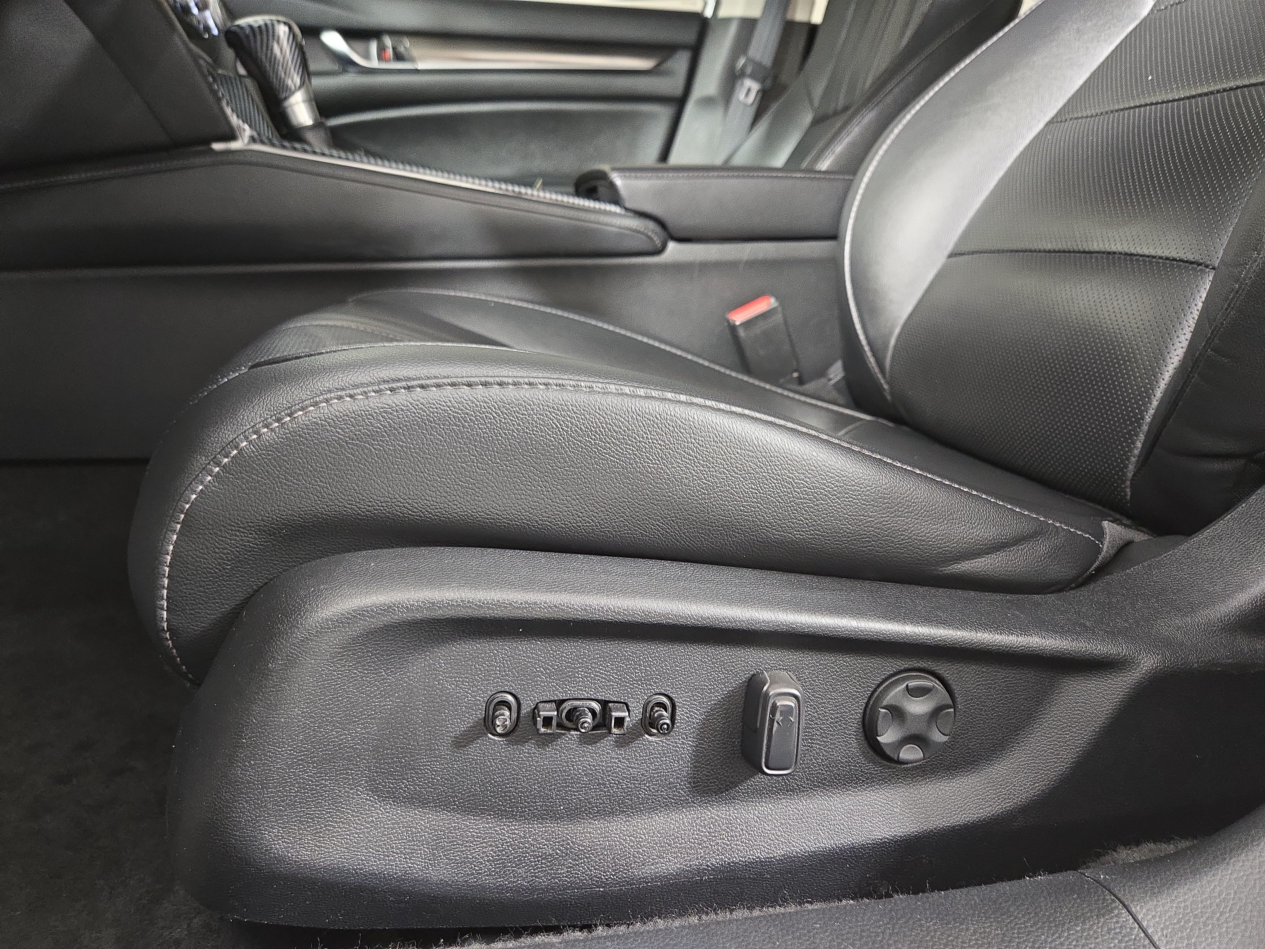 Used 2021 Honda Accord Sport Special Edition image 27