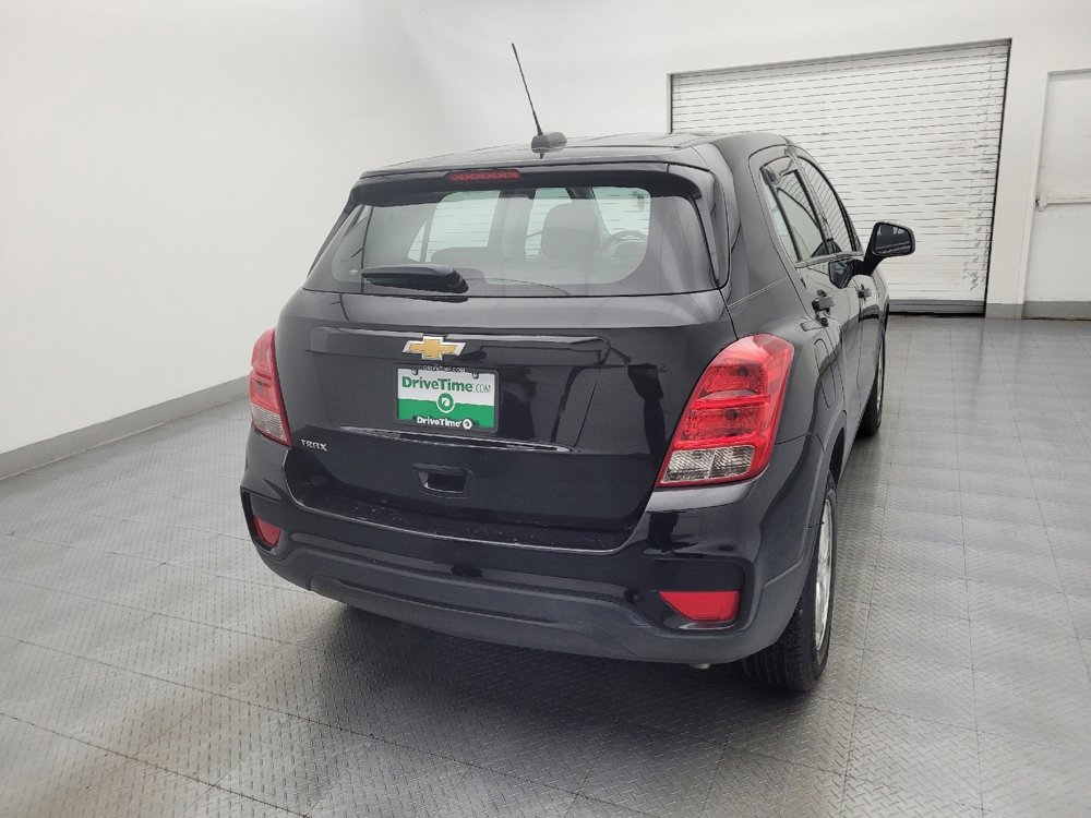 Used 2021 Chevrolet Trax LS image 7