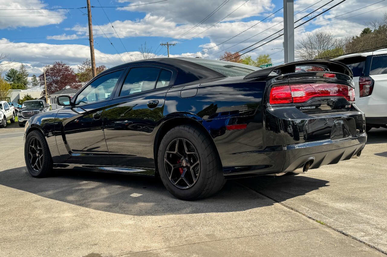 Used 2013 Dodge Charger SRT8 w/ Adaptive Cruise Control Group RWD image 5
