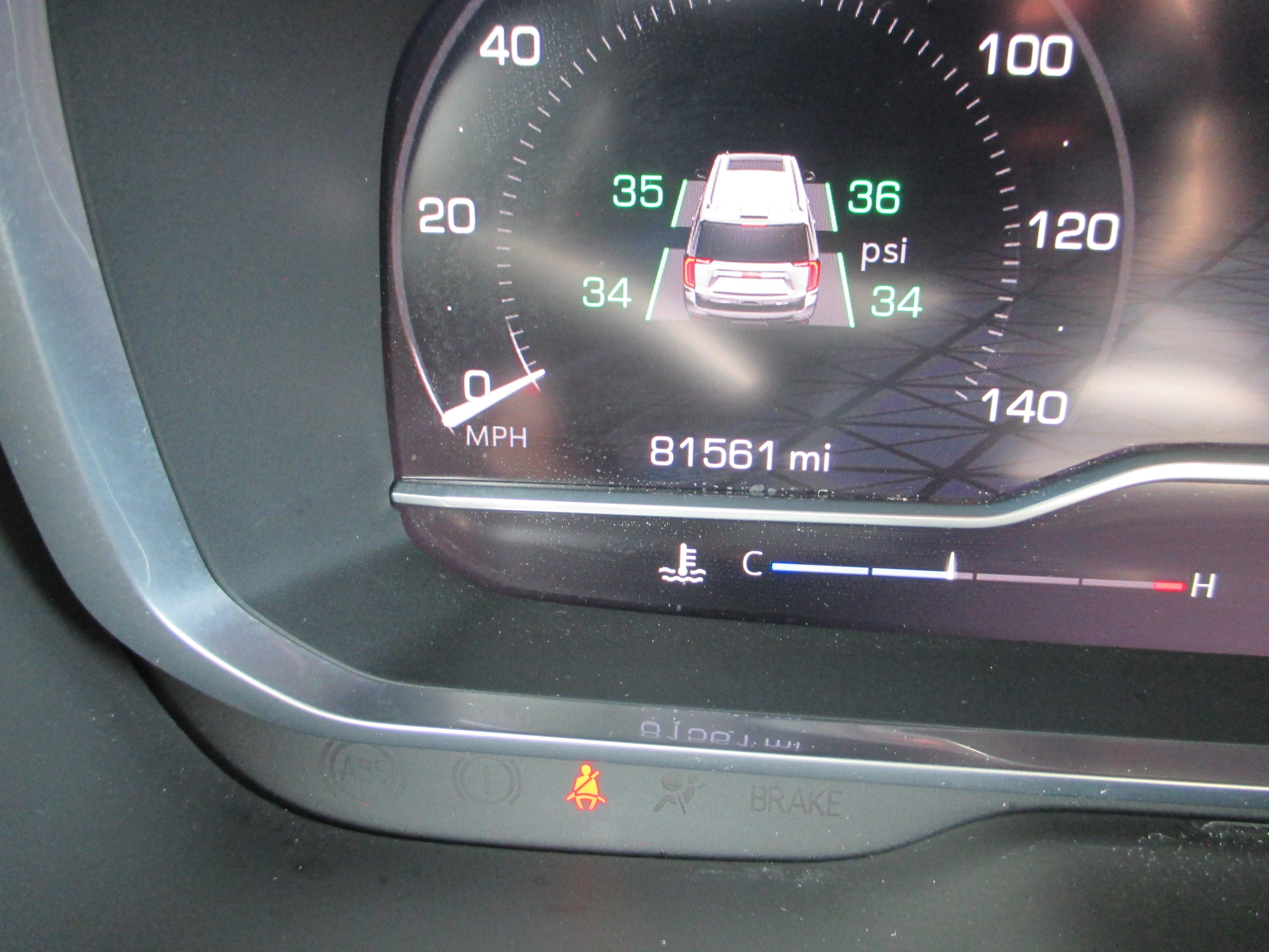 Used 2023 GMC Yukon SLE w/ Gmc Pro Safety Plus Package AWD/4WD image 23