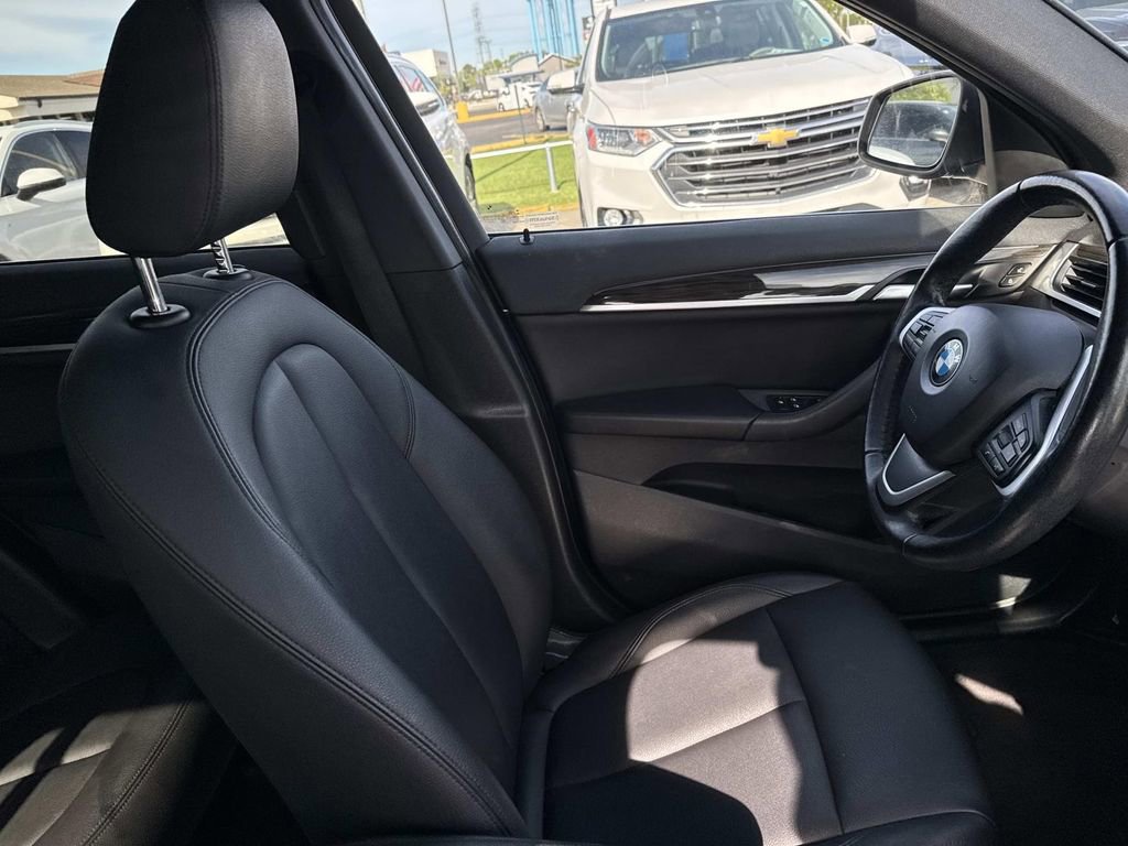 Used 2018 BMW X1 xDrive28i w/ Convenience Package image 13