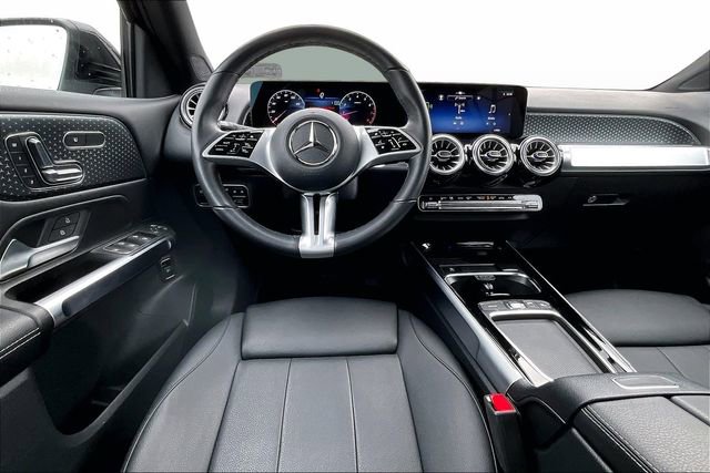 Certified 2025 Mercedes-Benz GLB 250 4MATIC image 11