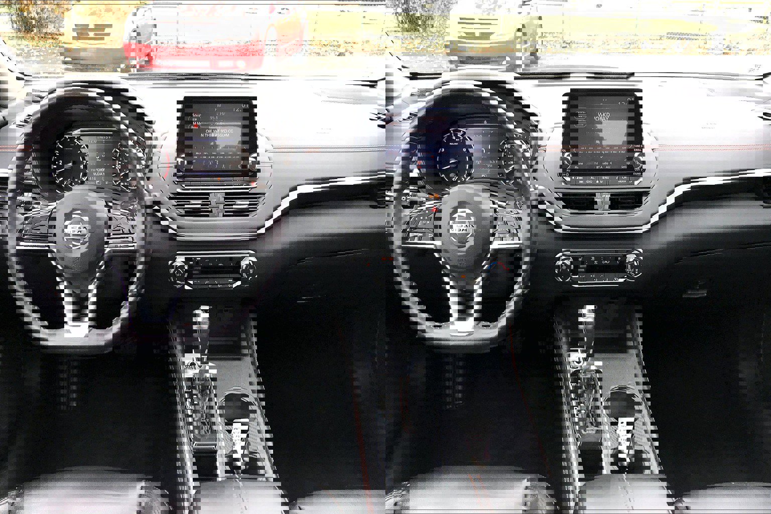 Used 2019 Nissan Altima 2.5 SR w/ SR Premium Package image 14