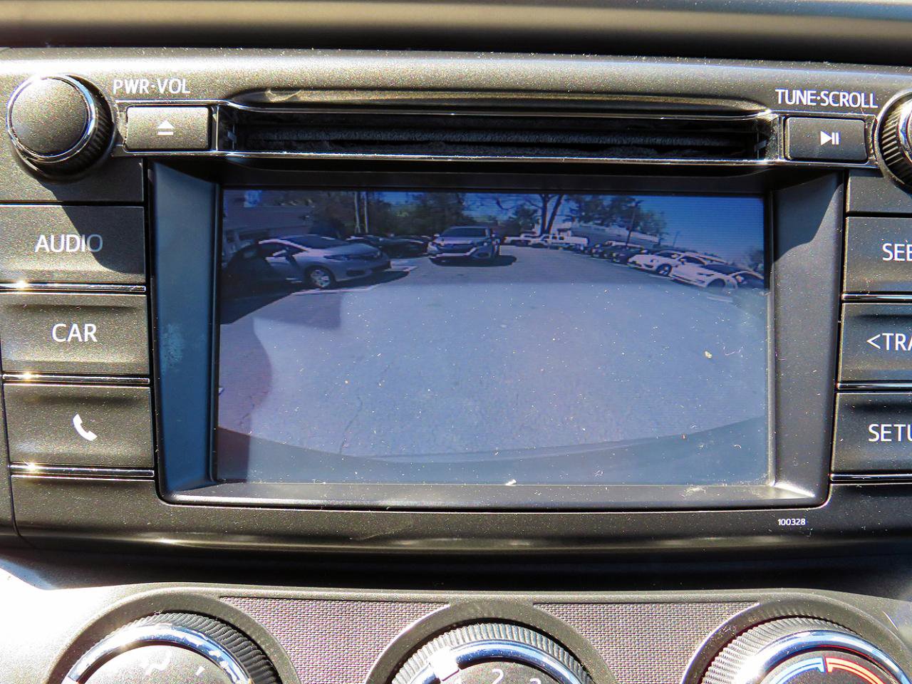 Used 2015 Toyota RAV4 LE image 24