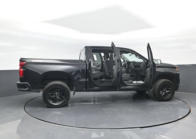 Used 2019 Chevrolet Silverado 1500 Custom Trail Boss w/ Custom Convenience Package AWD/4WD image 28