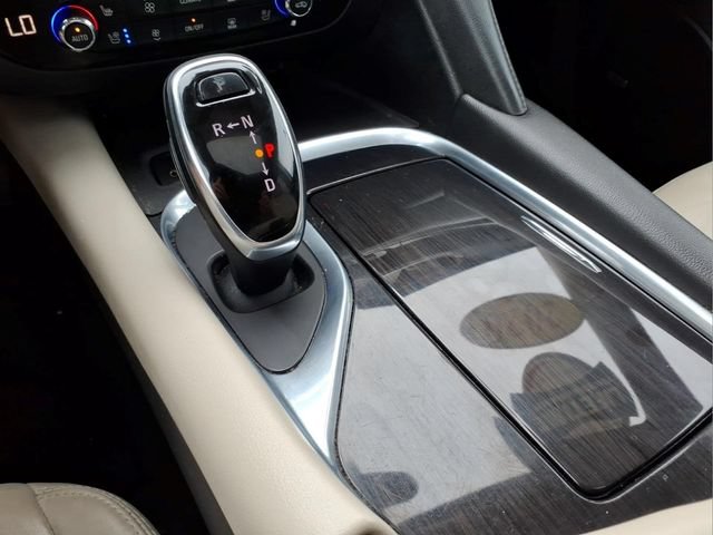 Used 2020 Buick Enclave Premium w/ Sun and Sites Package FWD image 21