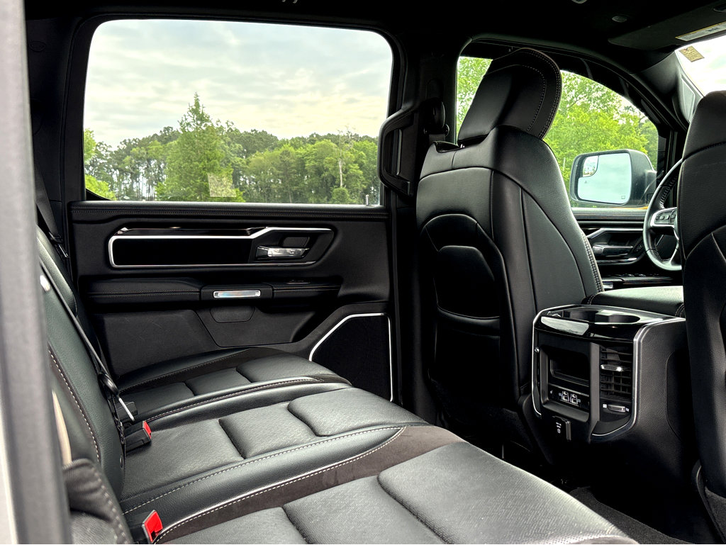 Used 2021 RAM 1500 Laramie RWD image 11