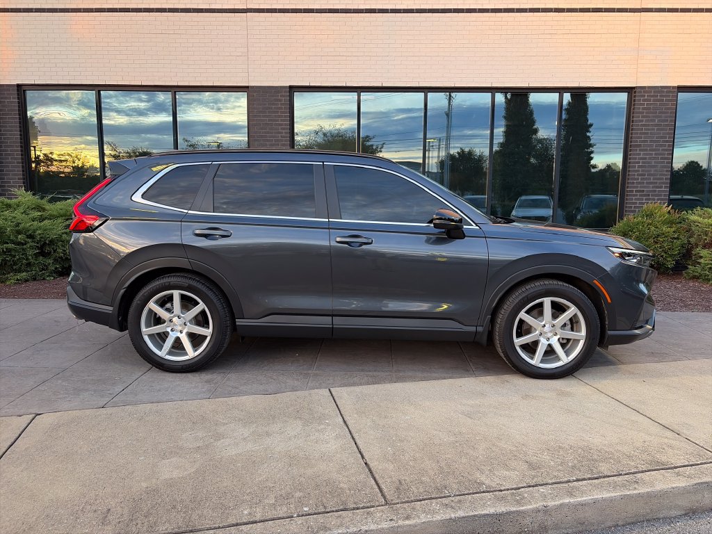 Used 2024 Honda CR-V Sport image 3