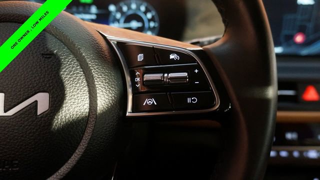 Used 2025 Kia Seltos EX w/ EX Sunroof Package FWD image 24