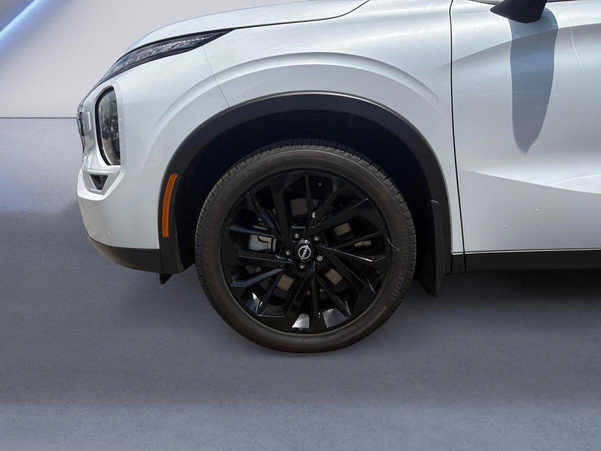 New 2026 Nissan Rogue SL AWD/4WD image 14