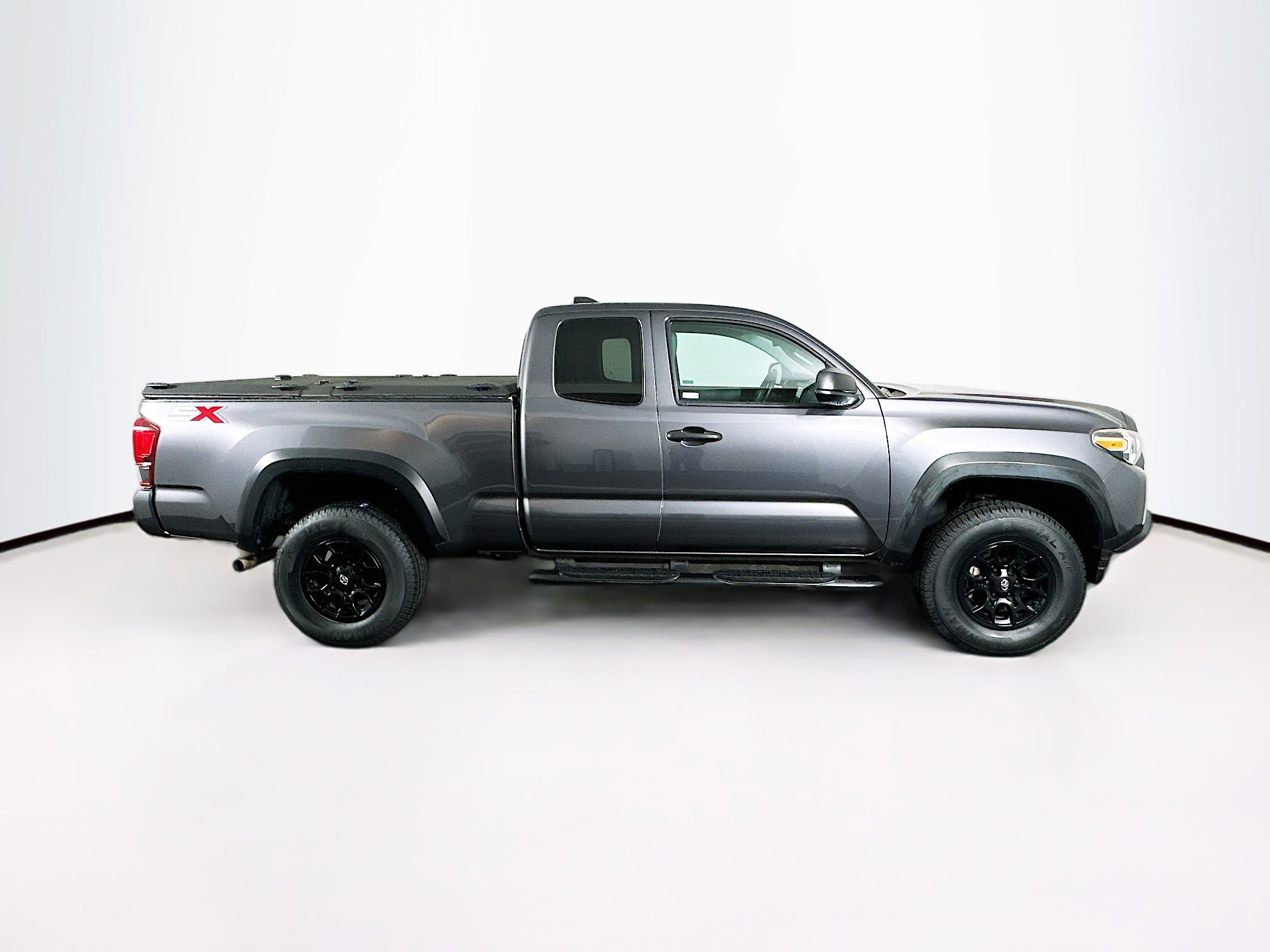 Used 2020 Toyota Tacoma SR w/ SX Package image 10