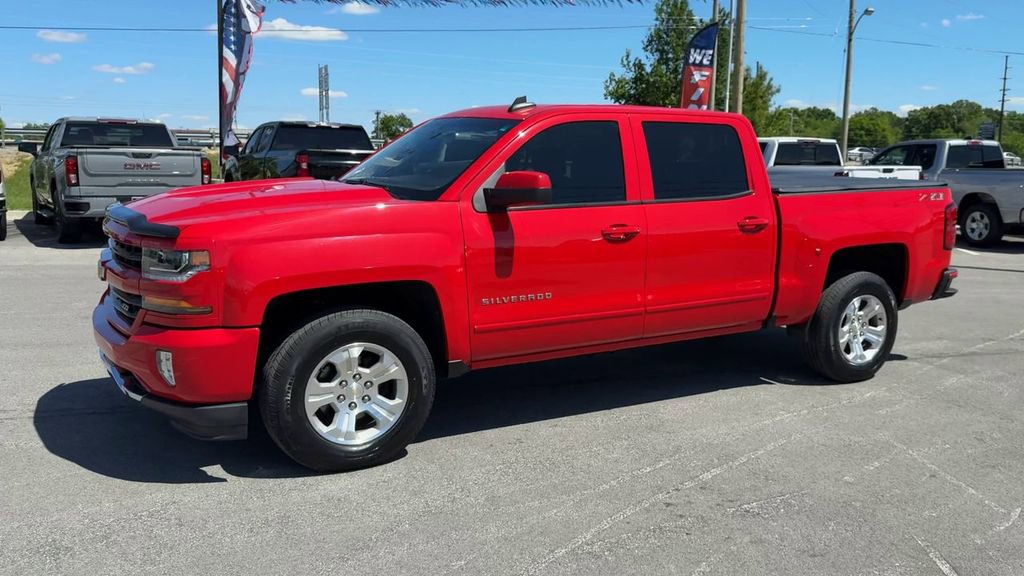 Used 2018 Chevrolet Silverado 1500 LT w/ All Star Edition AWD/4WD video 3