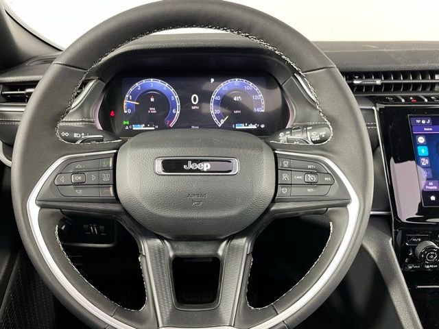 New 2026 Jeep Grand Cherokee Laredo AWD/4WD image 14