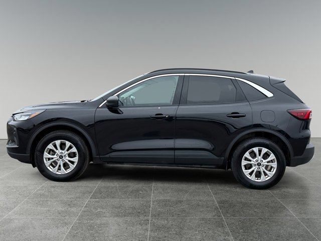 Used 2024 Ford Escape Active w/ Tech Pack #1 image 3