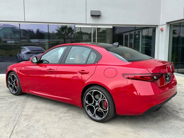 Used 2023 Alfa Romeo Giulia Ti w/ Active Assist Plus Package image 6