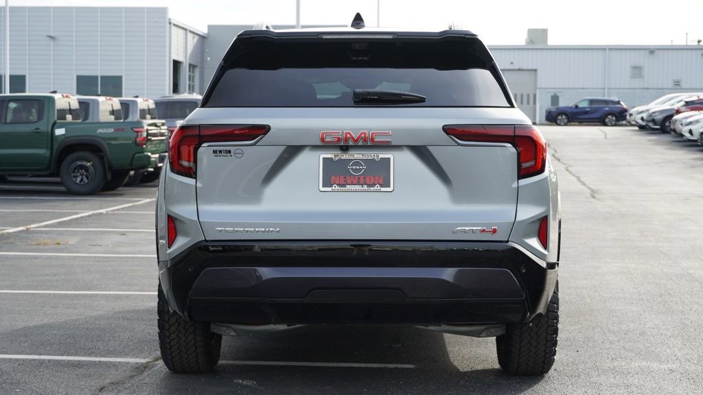 Used 2026 GMC Terrain AT4 w/ Convenience Package III image 6