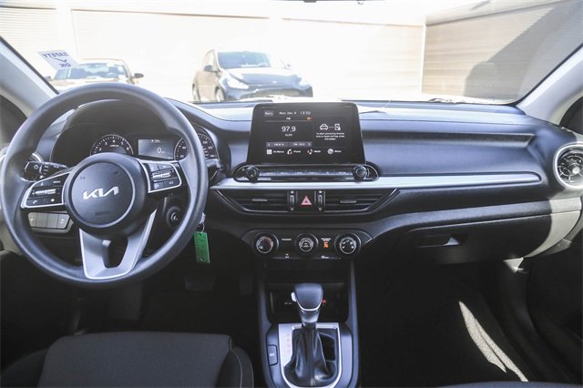 Used 2024 Kia Forte LXS image 13
