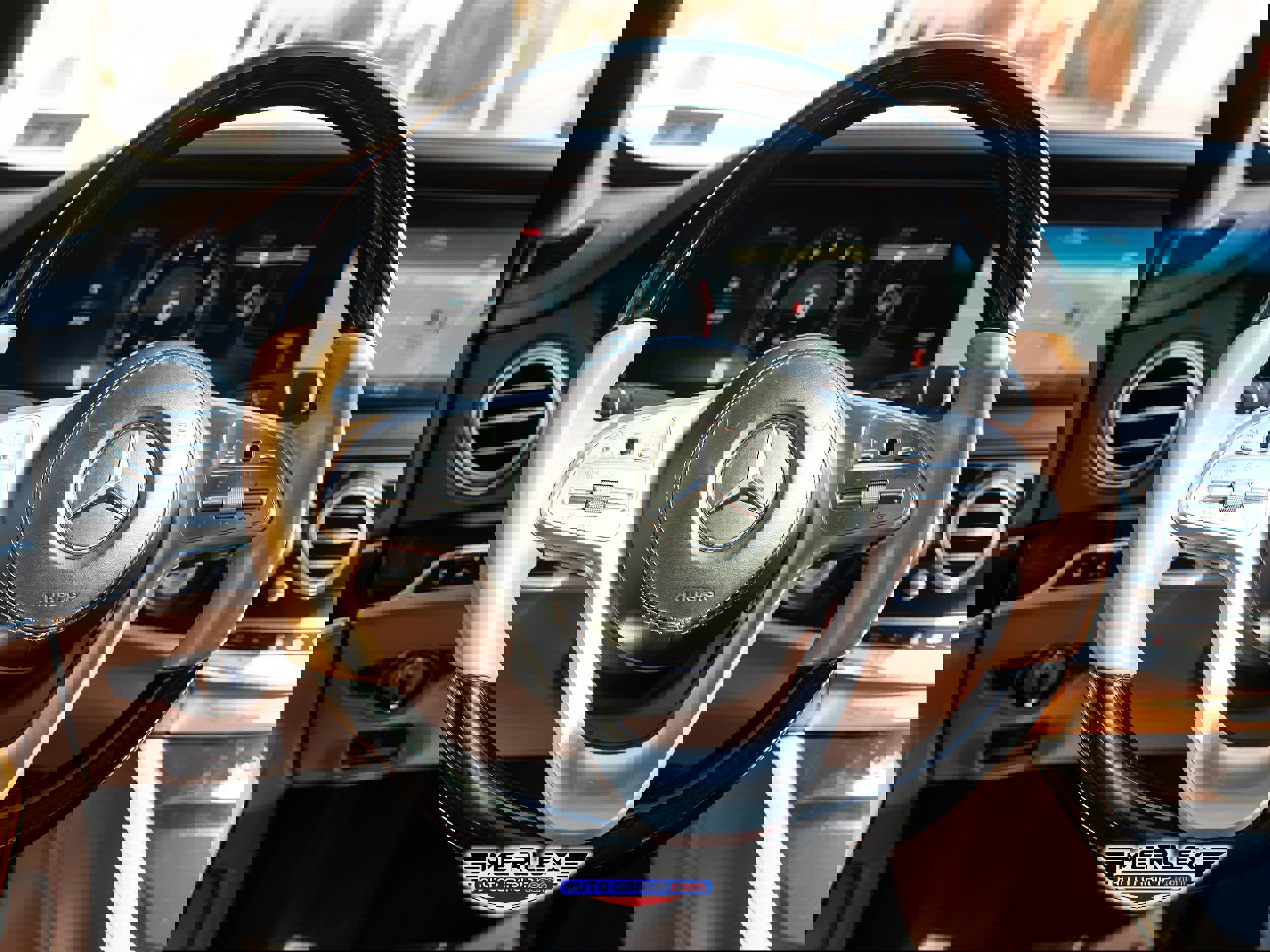 Used 2019 Mercedes-Benz S 560 4MATIC Sedan w/ Premium Package image 24