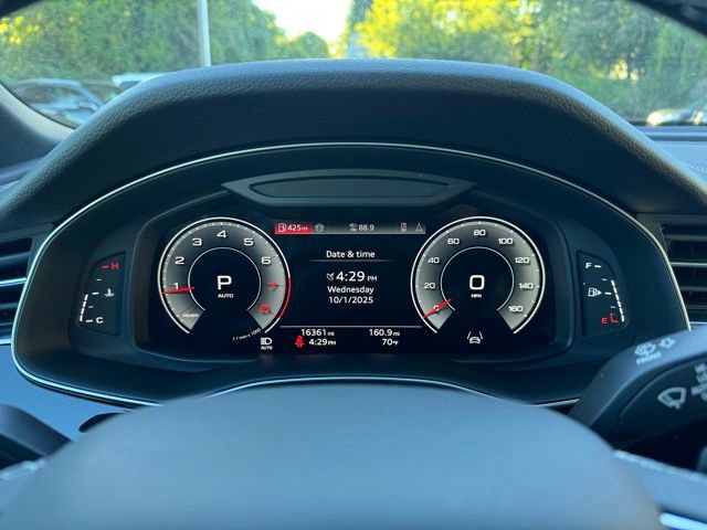 Used 2025 Audi Q7 2.0T Premium w/ Convenience Package image 16