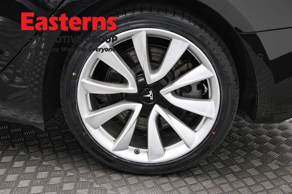 Used 2019 Tesla Model 3 Standard Range Plus image 27