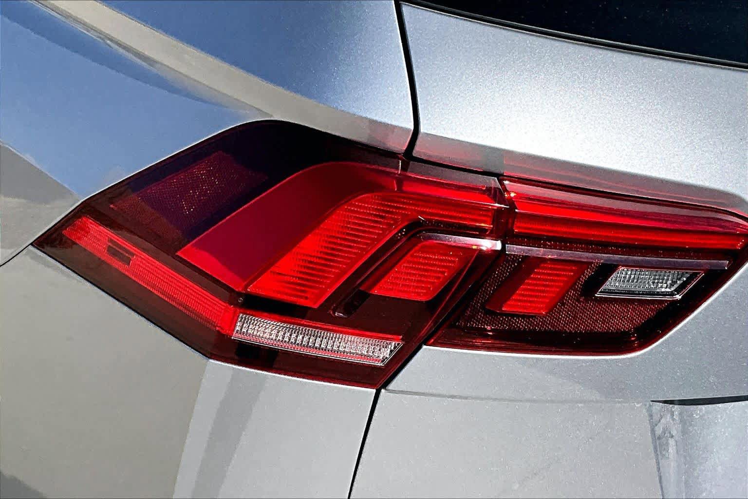 Used 2023 Volkswagen Tiguan S FWD image 29