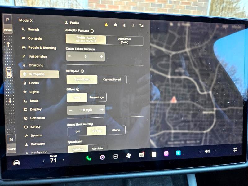 Used 2023 Tesla Model X Plaid image 41