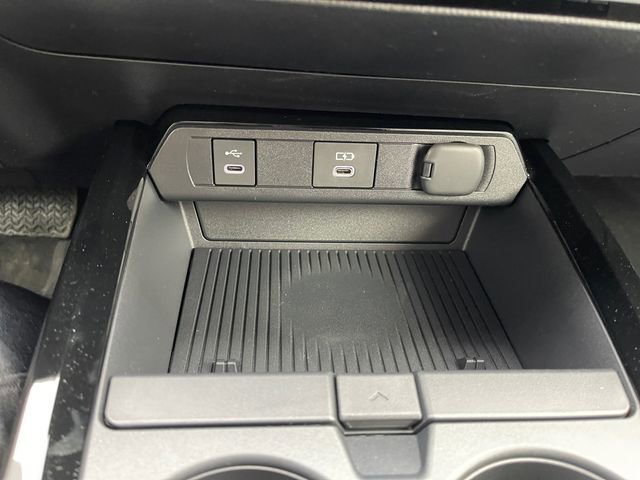 New 2026 Toyota Prius LE image 25