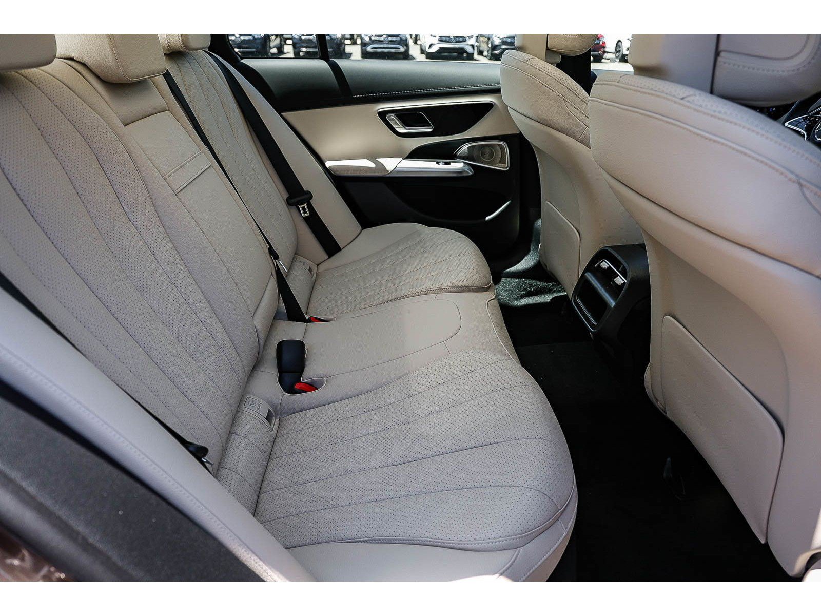 New 2026 Mercedes-Benz E 450 4MATIC Sedan image 19