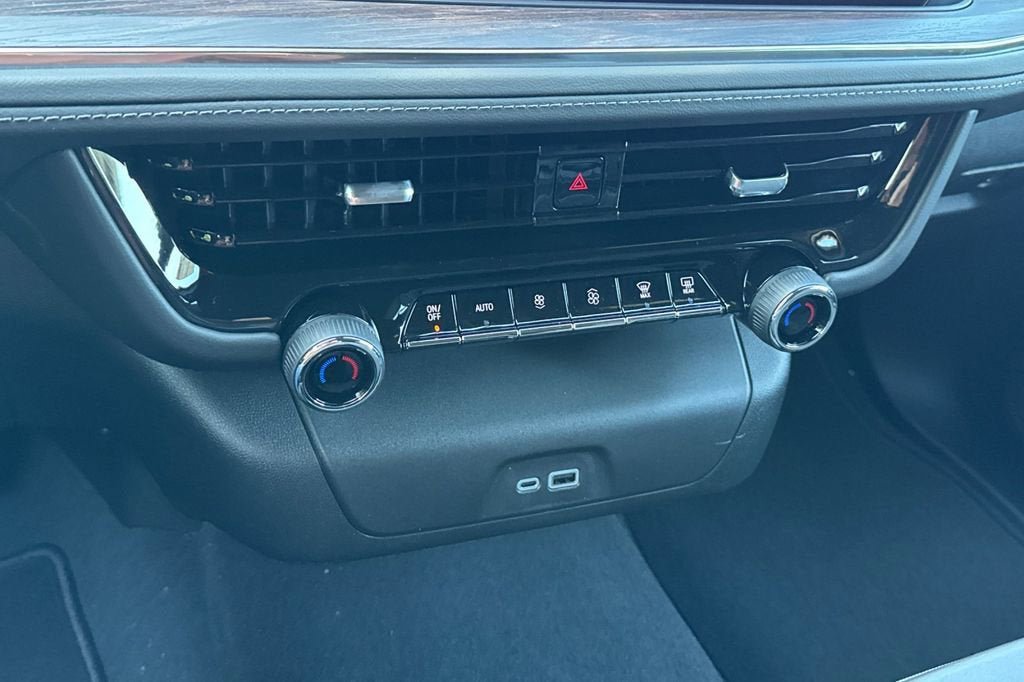 New 2026 Chevrolet Suburban LS RWD image 22